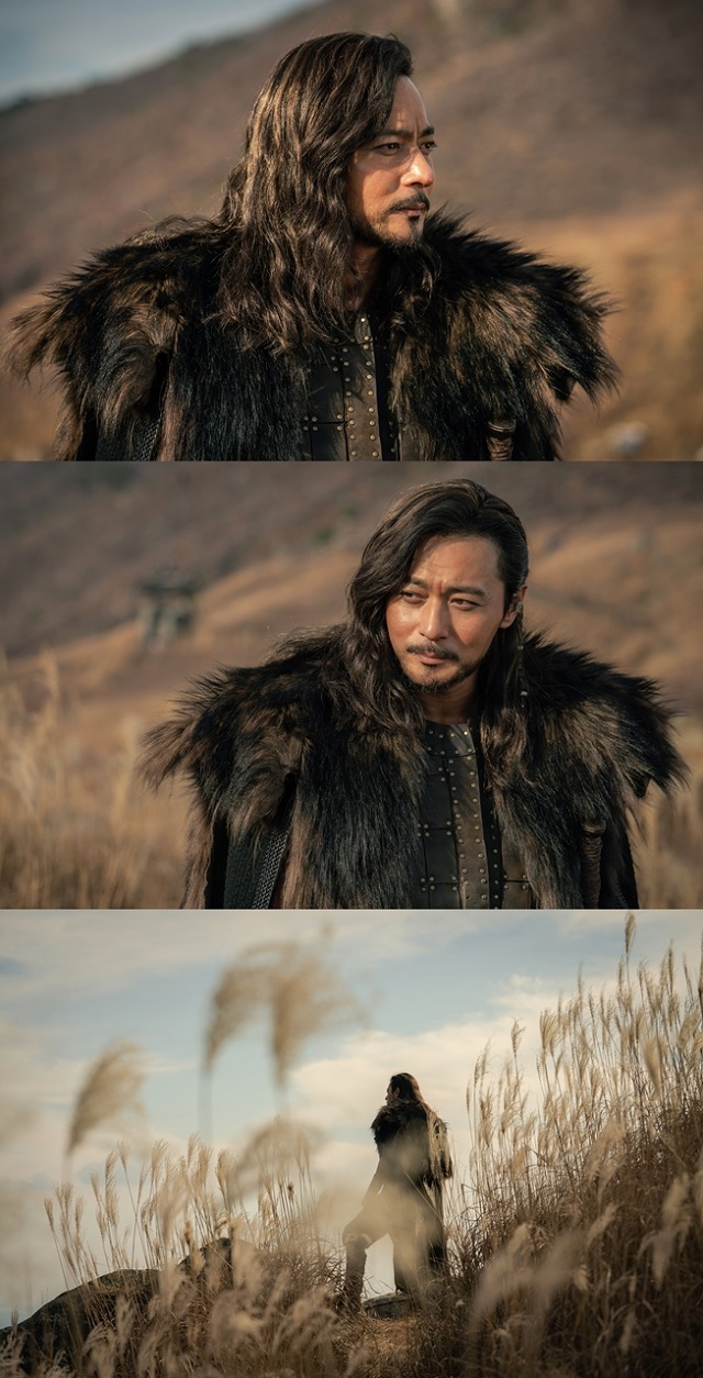 ▲ tvN드라마 '아스달 연대기'에서 장동건은 폭발적인 카리스마를 보여줄 것으로 기대된다.ⓒtvN