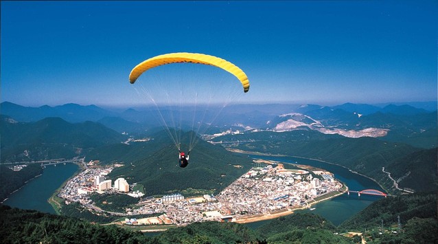 ▲ 양방산에서 내려다본 단양 전경.ⓒ단양군