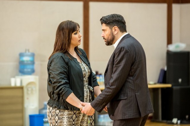 ▲ 제니퍼 라울리(토스카 역)와 마시모 조르다노(카라바도시 역)ⓒ예술의전당