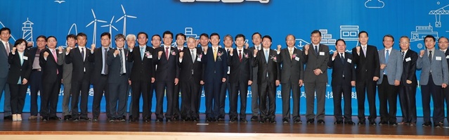 ▲ 29일 세종시 세종컨벤션센터에서 열린 2019 해양수산대토론회에서 이시종 충북도지사가 미래해양과학관 충북 건립 필요성을 강조했다.ⓒ충북도