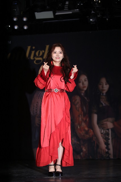 ▲ 지구(GeeGu)의 리더 해연은 29일 신보 발매 쇼케이스에서 