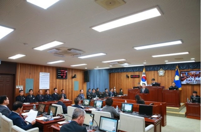 ▲ 울진군의회(장시원 의장)는 29일 제231회 임시회를 개회했다.ⓒ울진군의회