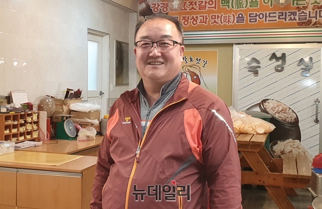▲ 강경대흥시장상인회장 이은성 씨.ⓒ박근주 기자