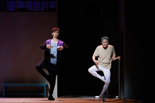 ▲ 창작가무극 '나빌레라'의 진선규·강상준.ⓒ서울예술단