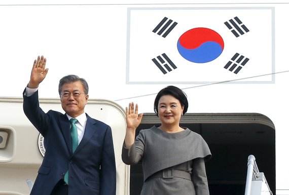 ▲ 문재인 대통령과 김정숙 여사. ⓒ청와대