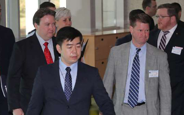 ▲ 9일 한미일 안보회의 참석을 위해 국방부 청사로 들어서는 랜달 슈라이버 미 국방부 인도태평양 안보차관보 일행. ⓒ연합뉴스. 무단전재 및 재배포 금지.