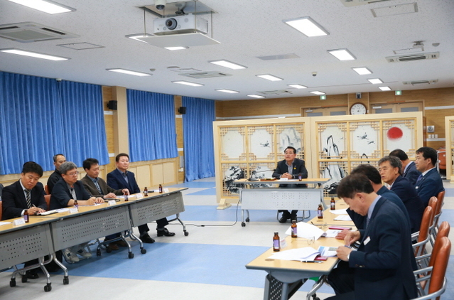 ▲ 울진군이 공공청사 조성을 위한 군관리계획 결정(변경) 및 실시설계’ 용역 착수보고회를 개최했다.ⓒ울진군