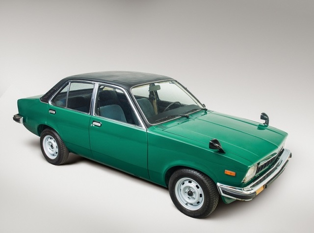 ▲ 1979년 새한자동차에서 생산한 제미니. 일본의 이스즈(ISUZU) 자동차의 제미니를 개량 생산한 것으로, 해외에서 ‘쉐보레 쉬베트(Chevette)’, 또는 ‘새한 버드’라는 이름으로 수출·판매되기도 했다. ⓒ삼성화재교통박물관