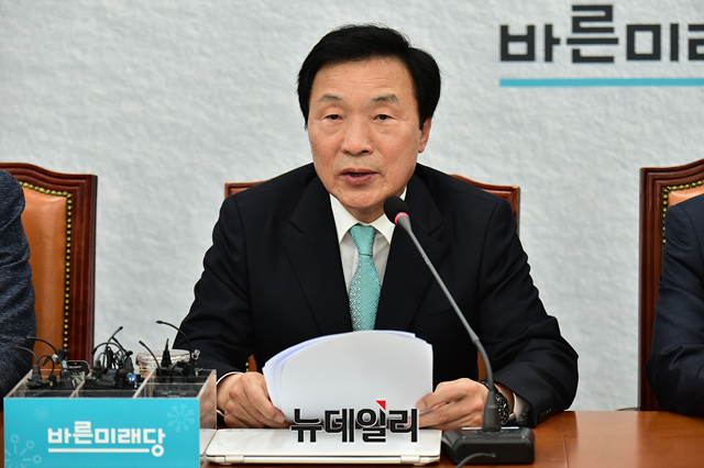 ▲ 손학규 바른미래당 대표가 16일 오후 국회 당대표실에서 기자간담회를 갖고 있다. ⓒ이종현 기자