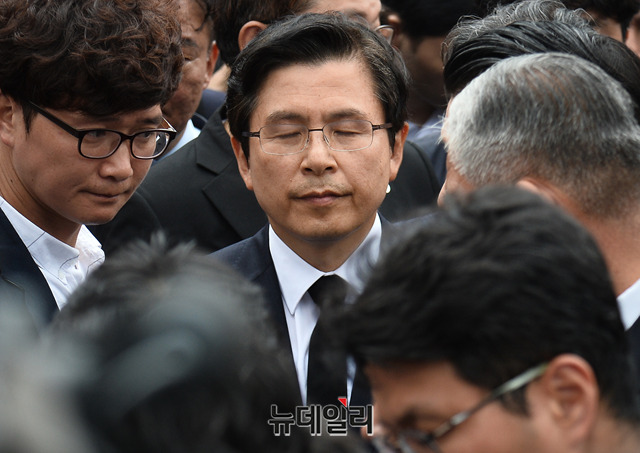 ▲ 황교안 자유한국당 대표가 18일 오전 광주 북구 국립 5.18민주묘지에서 열린 제39주년 5.18광주민주화운동 기념식이 끝나고 행사장을 나서고 있다.ⓒ박성원 기자