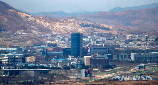 ▲ 도라산 전망대에서 바라본 개성공단의 모습ⓒ뉴시스.