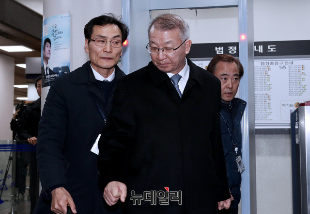 ▲ 양승태(가운데) 전 대법원장. ⓒ뉴데일리 DB