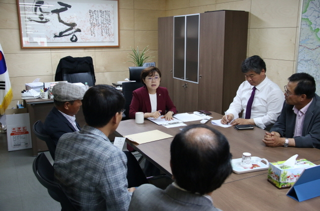 ▲ 김정재 의원이 지난 24일 포항사무실에서 ‘제24차 소통의 날’ 행사를 개최했다.ⓒ의원사무실