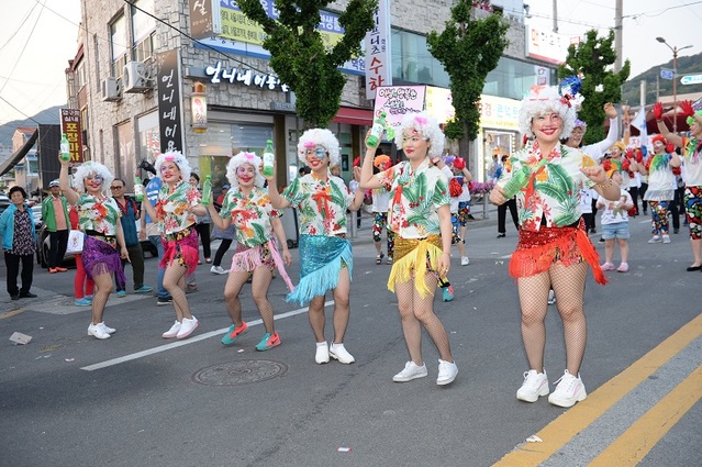 ▲ 음성품바축제 길놀이.ⓒ음성군