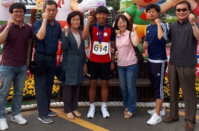 ▲ 제48회 전국소년체육대회 중등부 남자 창던지기 부문에서 금메달을 딴 양현욱 선수.ⓒ세종시교육청