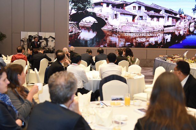 ▲ 주낙영 경주시장이 지난해 중국 쑤저우에서 열린 OWHC 아태지역 총회에 참석해 환영만찬에서 인사를 하고 있다.ⓒ경주시