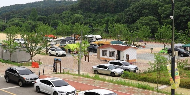 ▲ 미래지논촌테마공원 오토캠핑장.ⓒ청주시