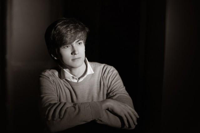 ▲ 피아니스트 다니엘 하리토노프.ⓒKBS교향악단