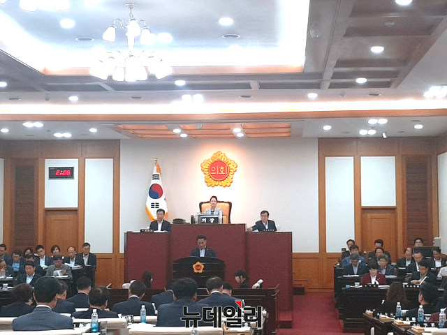 ▲ 20일 오후 강성환 대구시의원이 제267회 정례회 본회의에서 시정 질문을 하고 있다.ⓒ뉴데일리