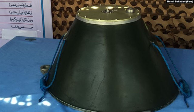 ▲ 미군이 유조선 공격에 쓰인 무기로 의심하고 있는 이란산 기뢰. 2015년 이란 방산전시회에 출품됐다. ⓒ라디오 파르다 관련보도 화면캡쳐.