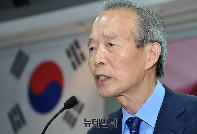 ▲ 장기표 전 전태일 이사장은 20일 토론회에서 민노총 횡포에 대해 우려의 목소리를 냈다.ⓒ이기륭 기자