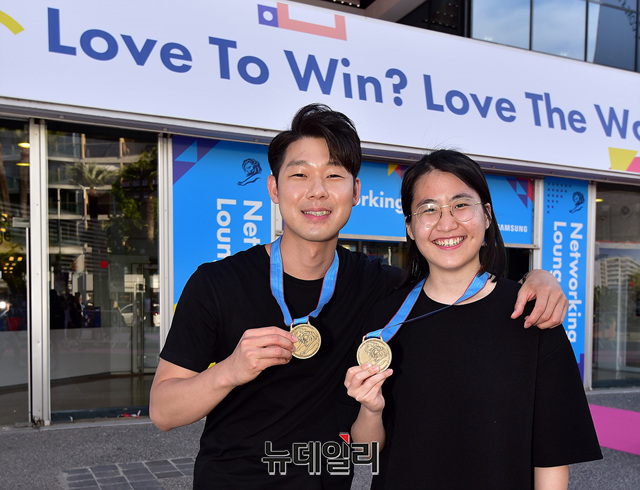 ▲ 황태진, 윤솔 카카오 브랜드센터 매니저 ⓒ프랑스 칸 = 정상윤 기자