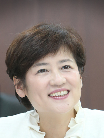 ▲ 최근 대구시교육청의 외부인사 영입을 두고 ‘보은인사’의혹이 일고 있다. 사진은 강은희 대구시교육감.ⓒ대구교육청