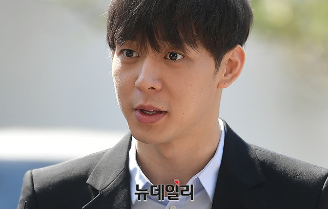 ▲ 마약 투약 혐의로 기소된 가수 겸 배우 박유천(33)씨가 1심에서 집행유예를 선고받았다.ⓒ정상윤 기자