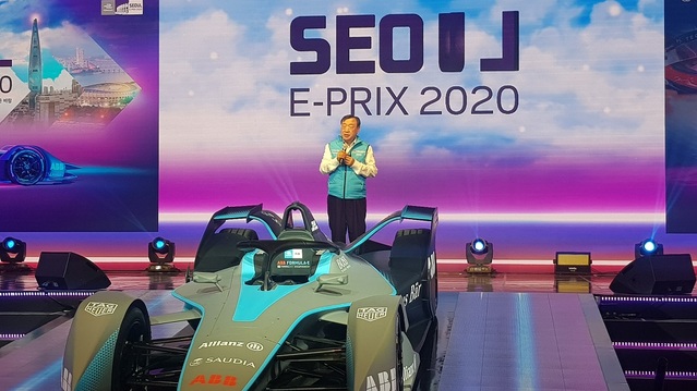 ▲ 이희범 Seoul E-Prix 2020 대회운영위원장이 'Seoul E-Prix 2020 개최 기념’ 기자 간담회에서 향후 대회 운영 계획에 대해 설명하고 있다.ⓒⓒ