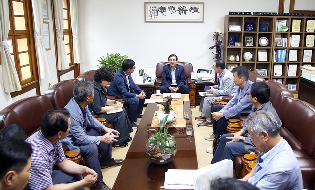 ▲ 3일 대구시의회 장상수 부의장이 주관하는 지역 침장산업 활성화 간담회가 개최됐다.ⓒ대구시의회