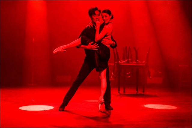 ▲ 10일 오후 서울 종로구 세종문화회관 S씨어터에서 열린 김주원의 탱고 발레 '3분 : 그녀의 시간' 프레스콜 현장.ⓒ세종문화회관