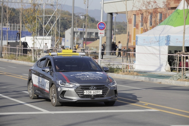 ▲ 대구시가 16일부터 8월 말까지 2020 대학생 자율주행 경진대회 참가자를 모집한다.ⓒ대구시