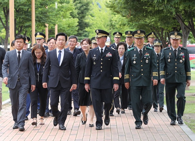 ▲ 6‧25전쟁 당시 대전지구전투에서 희생된 미군 전사사 추모 및 전승을 기념하기 위한 제7회 대전지구전투 전승기념식을 개최했다. ⓒ대전시