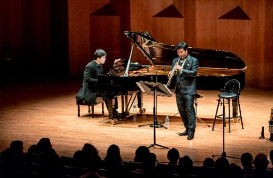 ▲ 지난 6월 열린 '아티스트 라운지' 공연. 오른쪽부터 색소포니스트 한기원, 피아니스트 최영민.ⓒ예술의전당