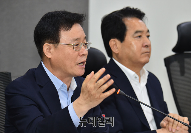 ▲ 유동열 자유민주연구원장은 한일 갈등이 심각해지는 상황을 우려하며, 과거 김일성이 주장했던 '갓끈 이론'에 대해 설명했다. ⓒ이종현 기자.