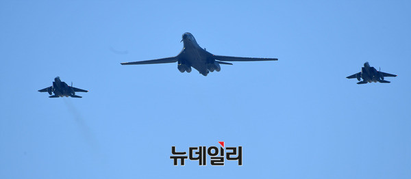 ▲ 국방부 장관을 위원장으로 하는 이전부지선정위원회가 선정 절차와 기준을 정하고 주민투표를 거쳐 연내 최종 이전부지를 선정할 계획이다.ⓒ정상윤 기자