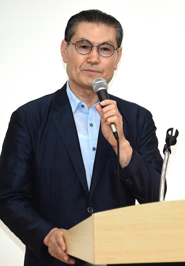 ▲ 정좌현 제천시종합자원봉사센터장이 사랑의 밥차 자원봉사자 워크숍에서 봉사자들에게 격려의 말을 하고 있다.ⓒ제천시