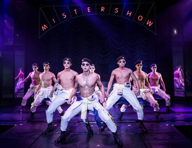 ▲ 버라이어티쇼 '미스터쇼' 공연 장면.ⓒ포킥스엔터테인먼트