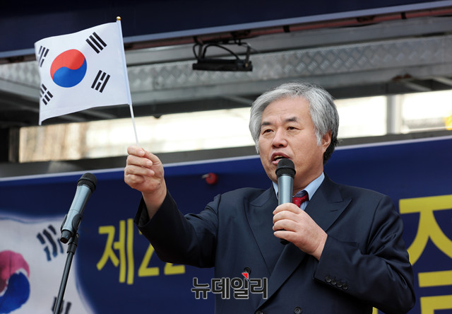 ▲ 한국기독교총연합회(이하 한기총) 대표회장인 전광훈 목사가 횡령·사기 혐의로 한기총 내부 목사들로부터 고발당했다.ⓒ이기륭 기자