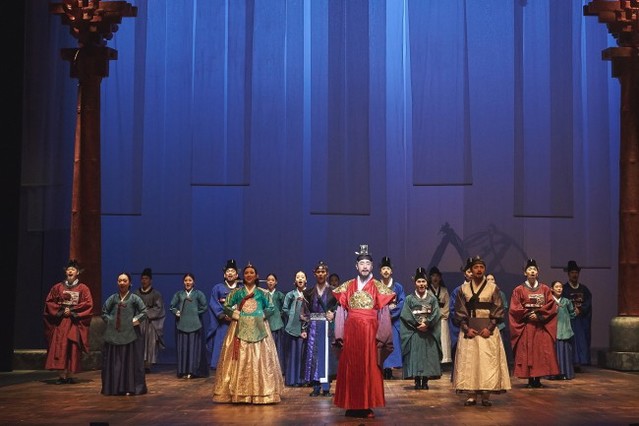 ▲ 지난해 초연된 뮤지컬 '세종, 1446' 공연 장면.ⓒHJ컬쳐