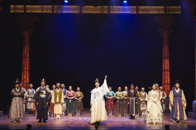 ▲ 2018 뮤지컬 '세종, 1446' 공연 장면.ⓒHJ컬쳐