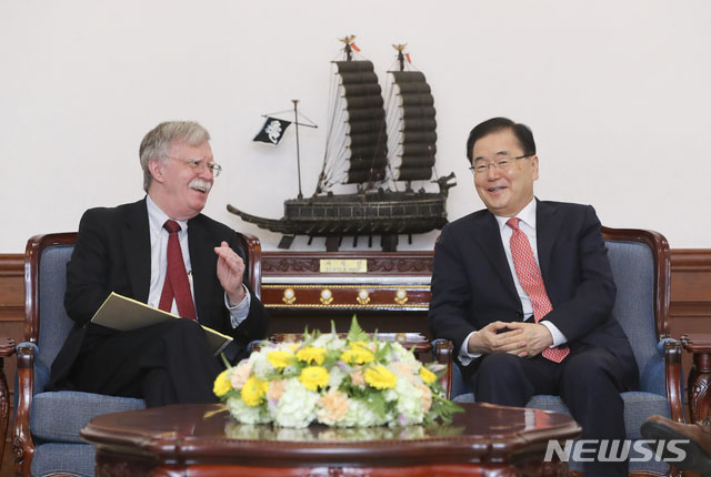 ▲ 지난 7월 24일 청와대를 찾아 정의용 국가안보실장과 만난 존 볼턴 미국 백악관 국가안보보좌관. ⓒ뉴시스. 무단전재 및 재배포 금지.
