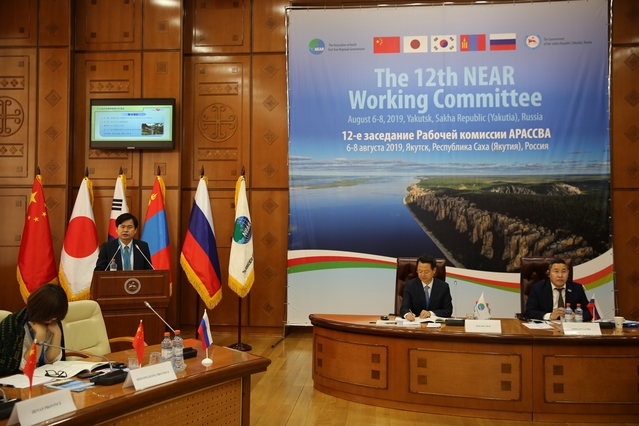 ▲ 러시아 야쿠츠크市에서 개최된 실무위원회에서 김호진 경북도 일자리경제산업실장은 2019 경주세계문화엑스포 개최 계획 등 경상북도의 국제교류행사를 홍보했다.ⓒ경북도