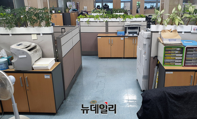 ▲ 서대문구청 종합민원실에 배치된 일본산 프린터와 복사기 모습.ⓒ오승영 기자