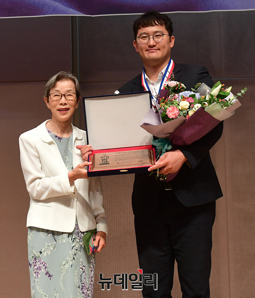 ▲ 수상한 김수현 전대협 의장