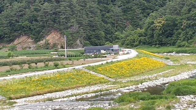 ▲ 재해예방과 주민생활환경 개선을 위해 하천재해예방 사업이 11년 만에 준공된 옥동천 일원 모습.ⓒ영월군