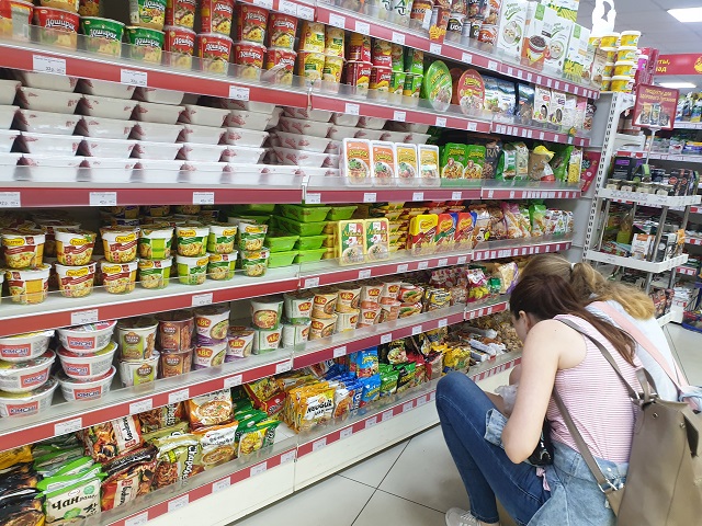 ▲ 지난 9일 블라디보스토크 OK수퍼마켓 팔도 도시락 매대 모습. ⓒ임소현 기자