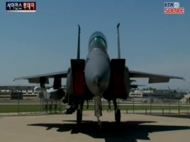 ▲ 대한민국 공군 최초의 스텔스전투기 F-35A가 지난 3월 29일 공군 청주기지에 도착해 전력화가 이뤄지면서 스텔스 전투기 보유국이 됐다. ⓒYTN뉴스 캡처