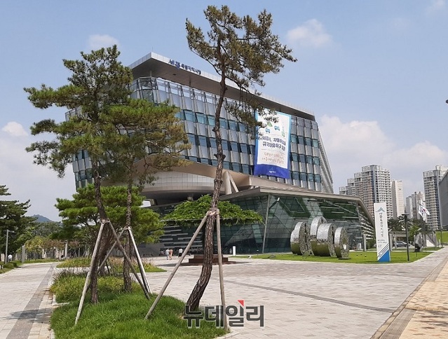 ▲ 세종시청사 전경.ⓒ김동식 기자