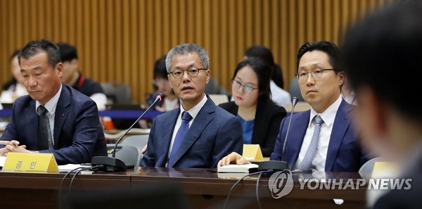 ▲ 가습기살균제 청문회, 답변하는 옥시 박동석 대표ⓒ연합